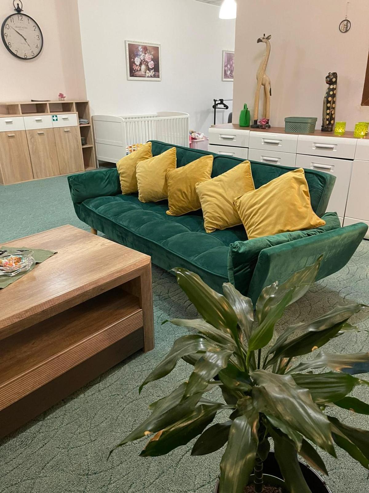 Velky Apartman Bratislava Exterior foto